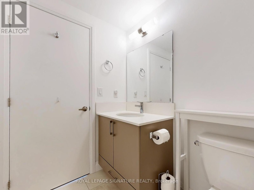 703 - 58 LAKESIDE TERRACE, 