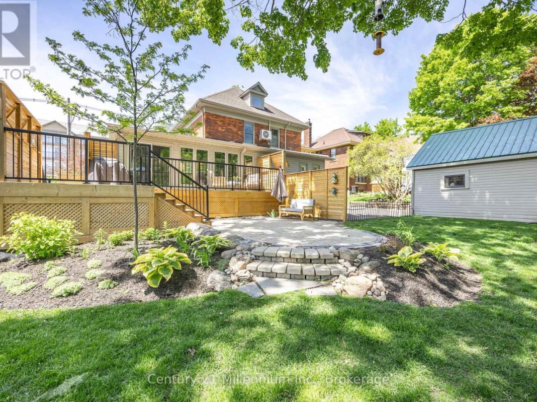 100 Matchedash Street N, Orillia
