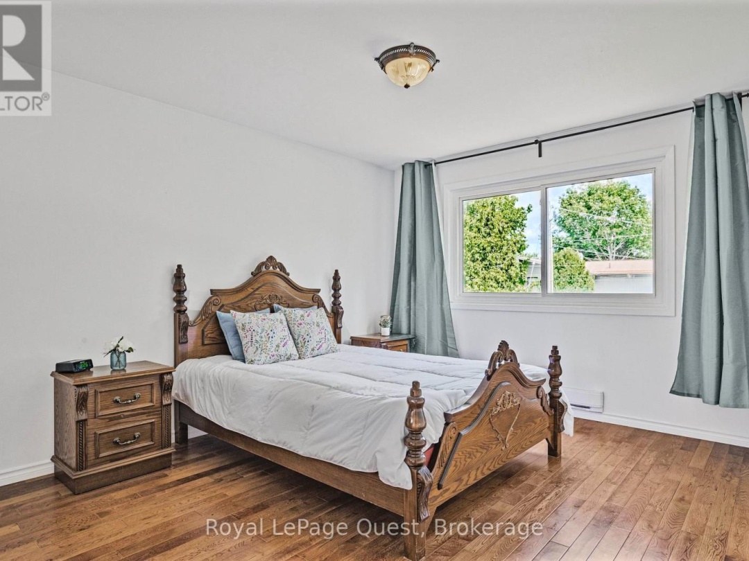 8 South Island Trail, Lake Simcoe