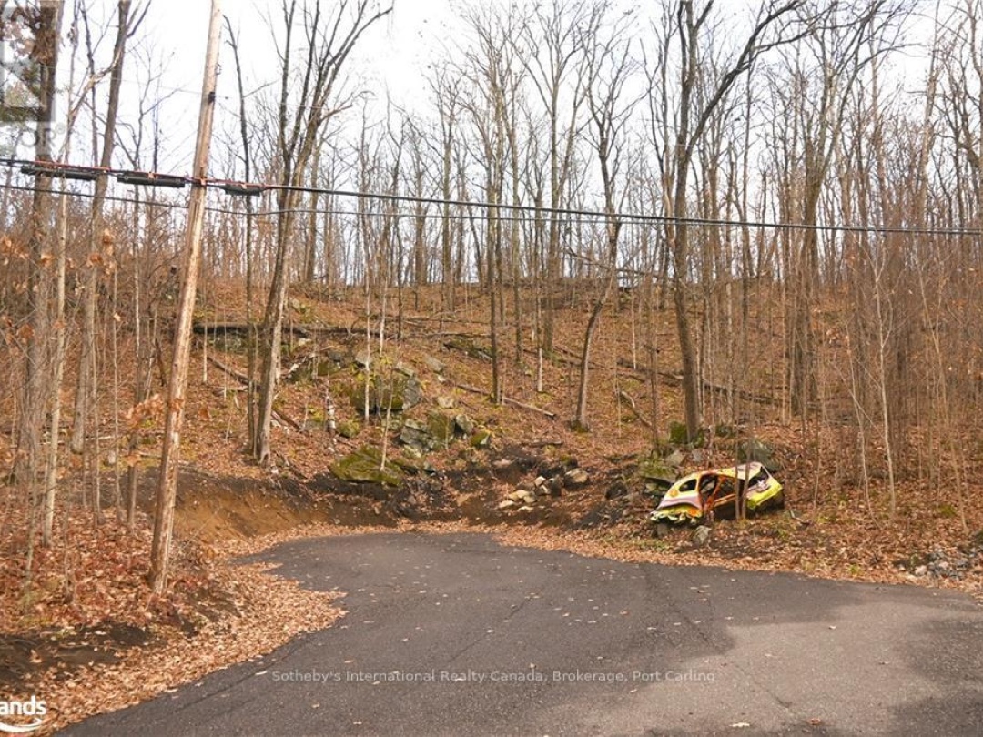 25 Lake Ridge Road, Bell Lake