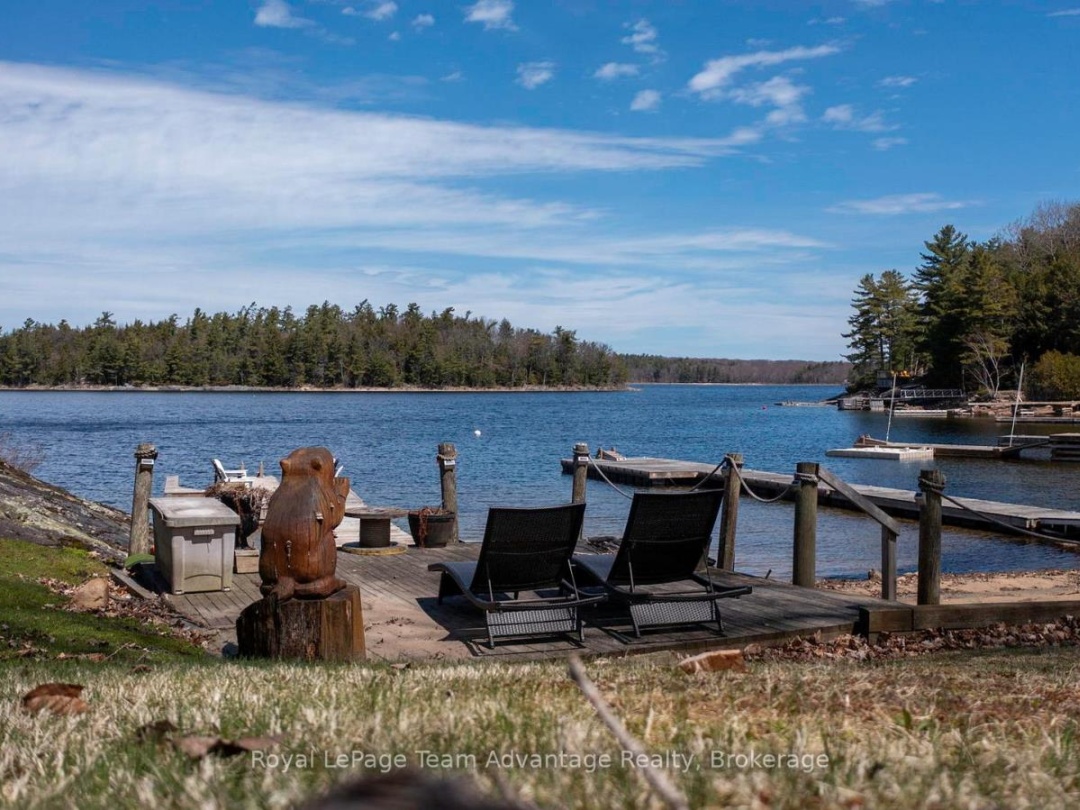 758 Paradise Lane, Georgian Bay