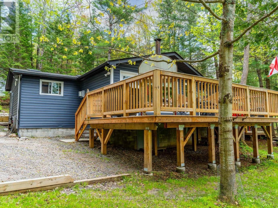 2129 Telephone Bay Road, Highlands East