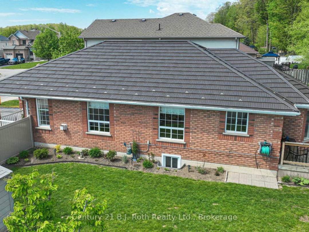 3196 Monarch Drive, Orillia