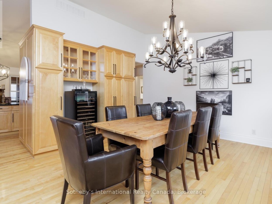 427 West Browns Road E, Weeduck Lake