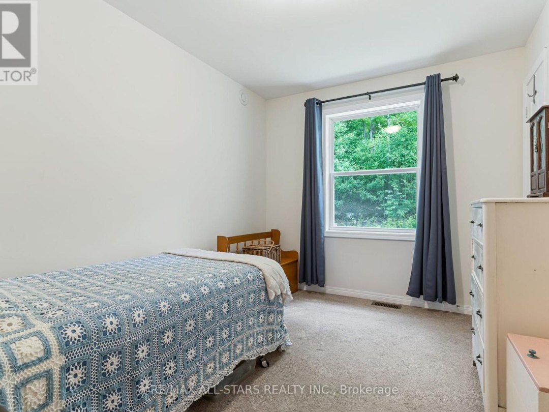 1089 TATTERSAL ROAD, 