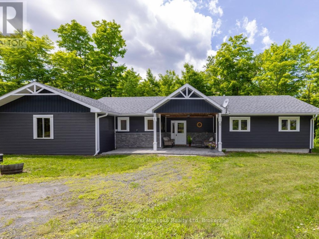 36 LONG LAKE ESTATES ROAD, 