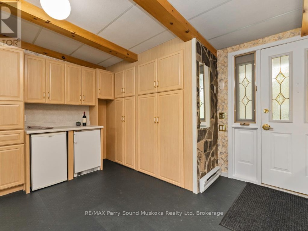 179 Manitou Drive, Manitouwabing Lake