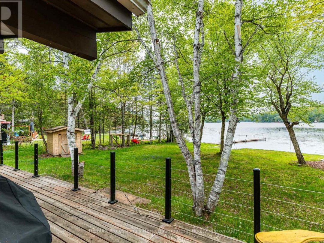 1088 Gravel Pit Drive, Canning Lake