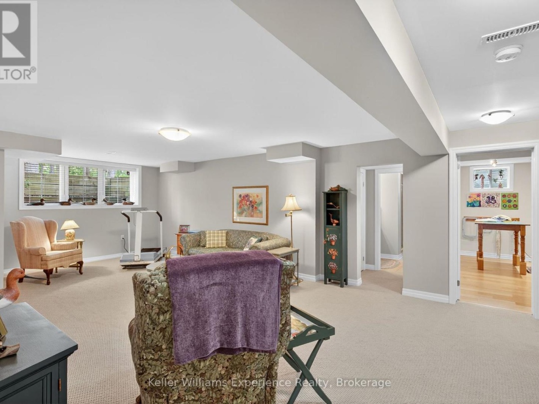 40 WINDSONG CRESCENT, 