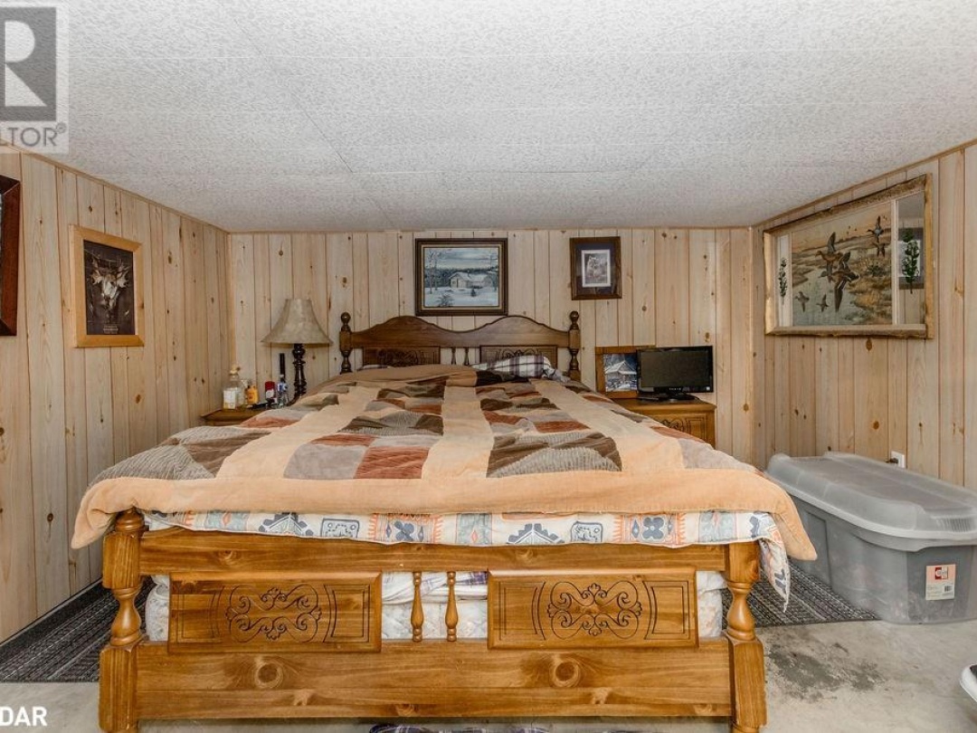 776 Monck Road 45, Head River
