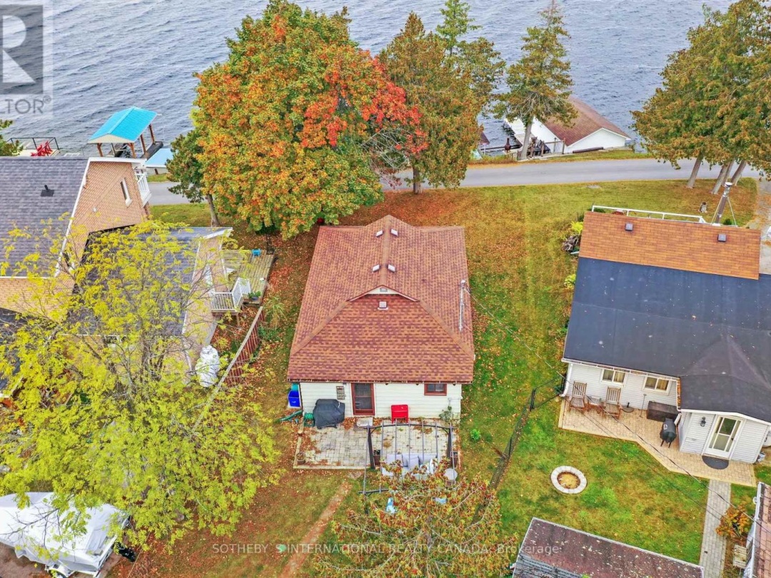 18 Third Street, Sturgeon Lake