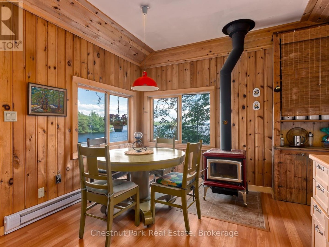 26 TAYLOR ISLAND 26LM, 