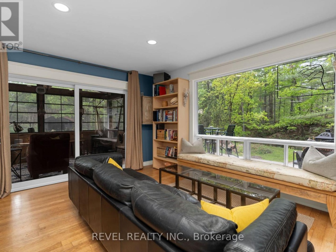 3248 MUSKOKA STREET, 