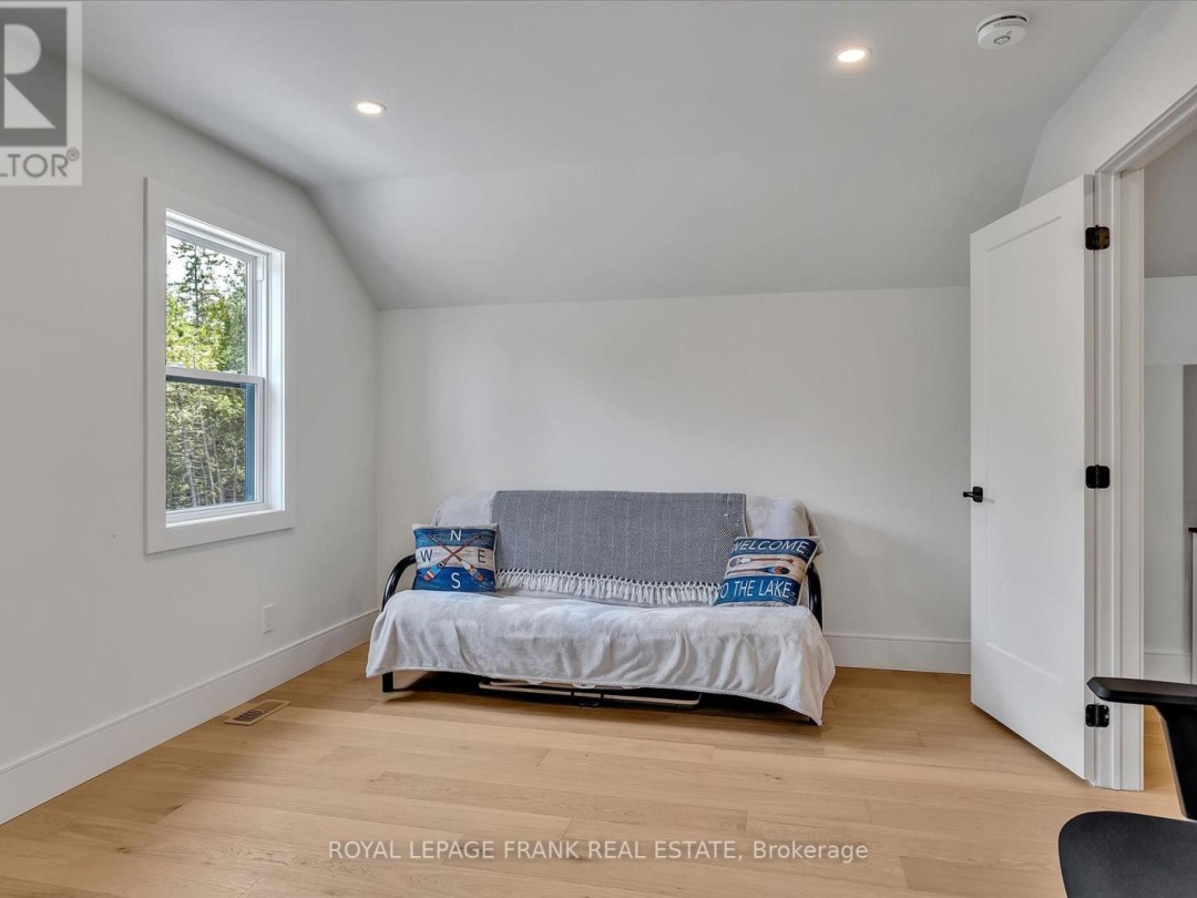 652 County Road 49, Trent Lakes