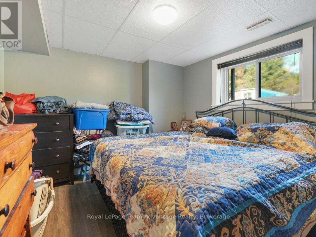 18 HORSESHOE LAKE ROAD, 