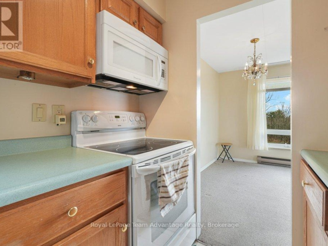 103 - 100 BEACONVIEW HEIGHTS, 