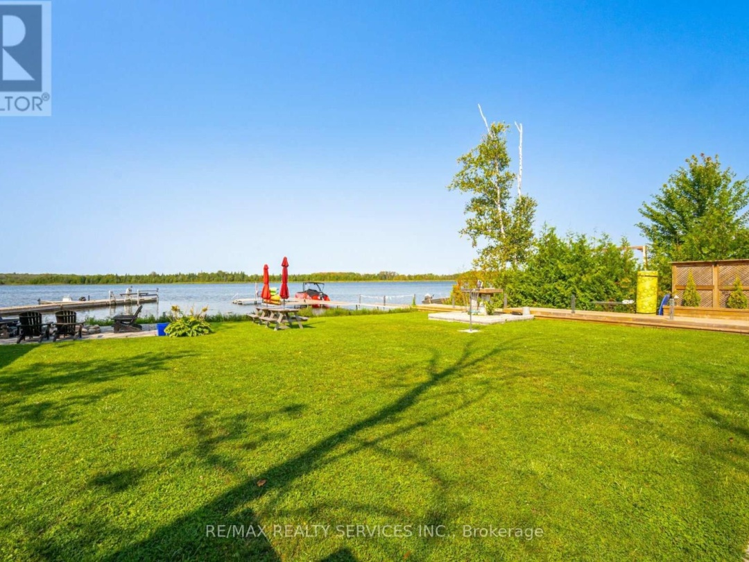 28 ELDONIA ROAD, Canal Lake
