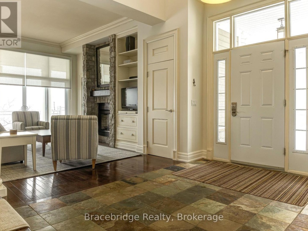 1869 MUSKOKA RD 118 W HIGHWAY, 