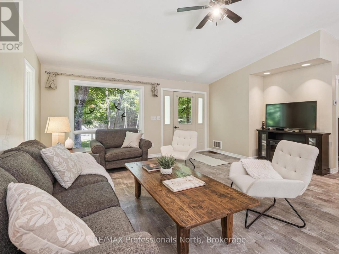 504 SOUTH WASEOSA LAKE ROAD, 