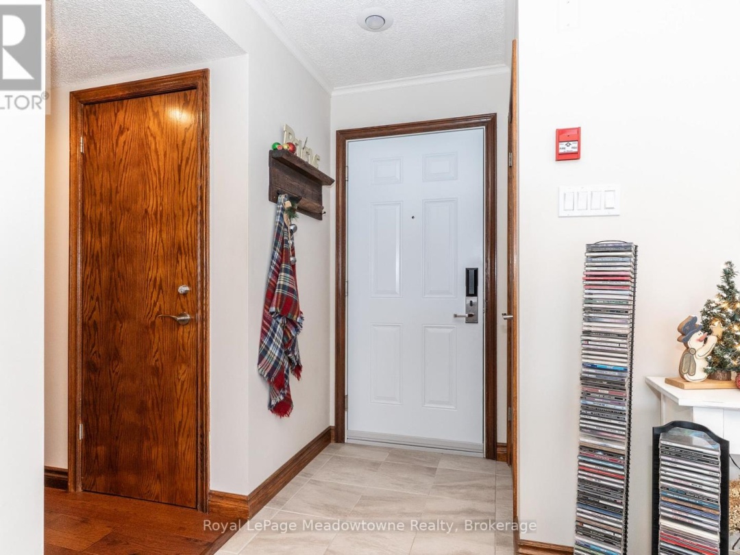 301 - 34 DEERHURST GREENS ROAD, 