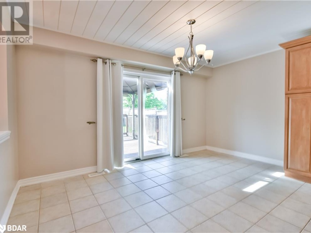 102 ATLANTIS Drive, 