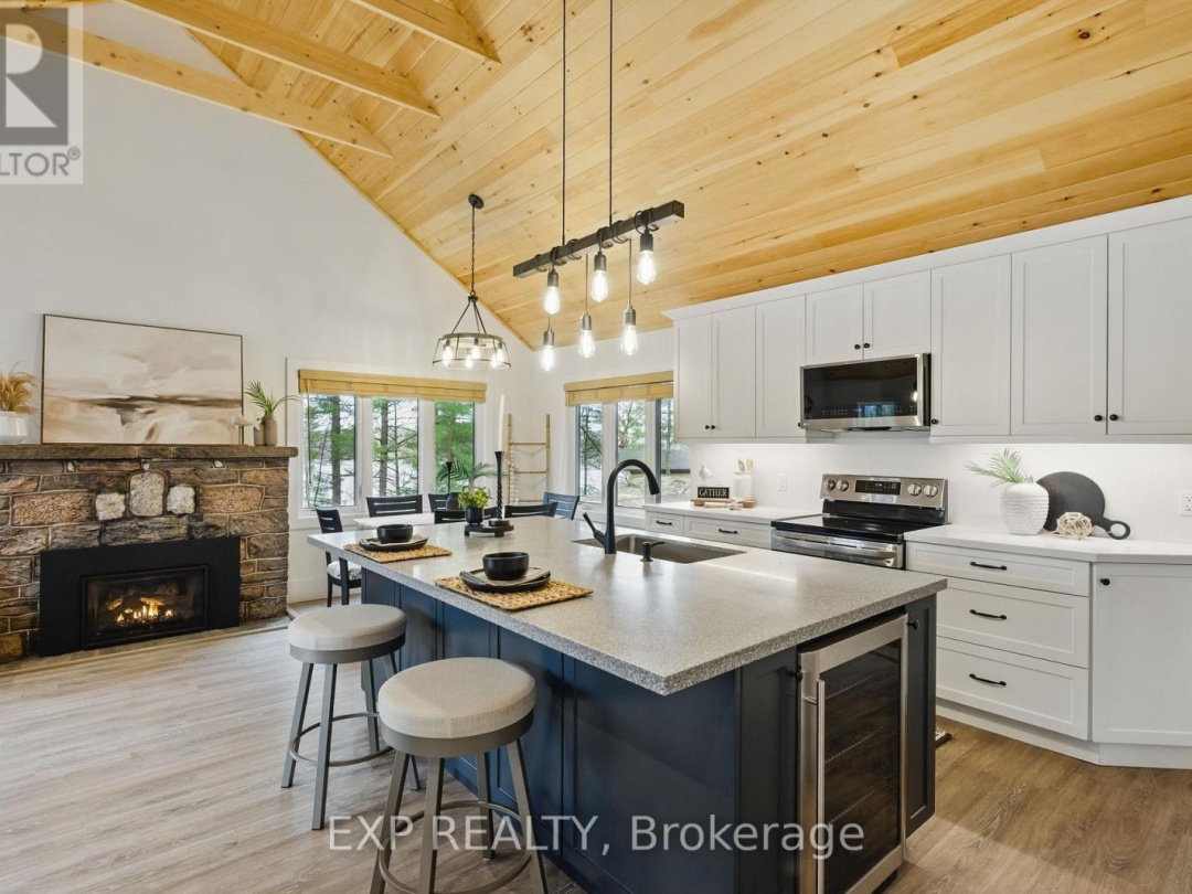 5B SOUTHWELL DRIVE, Horseshoe Lake