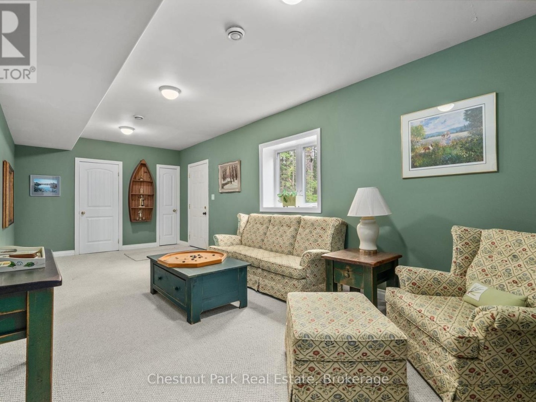 1 & 2 1230 Miriam Drive, Black Lake