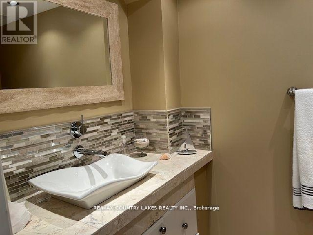 6 - 30 LAGUNA PARKWAY, 