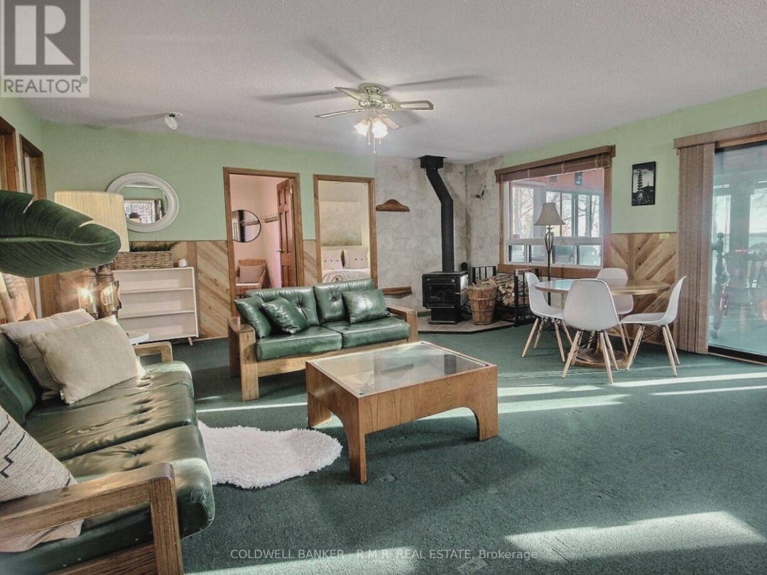 3493 Southwood Beach Boulevard, St John Lake