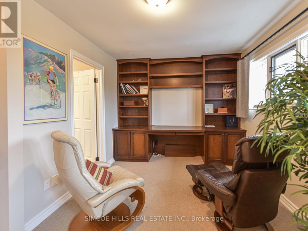 425 40 Museum Drive, Orillia