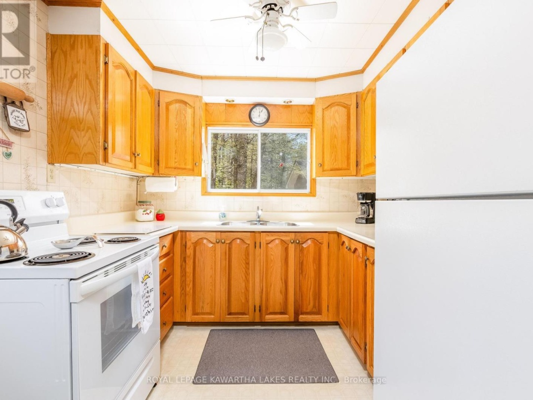 194 Rustic Trail, Four Mile Lake