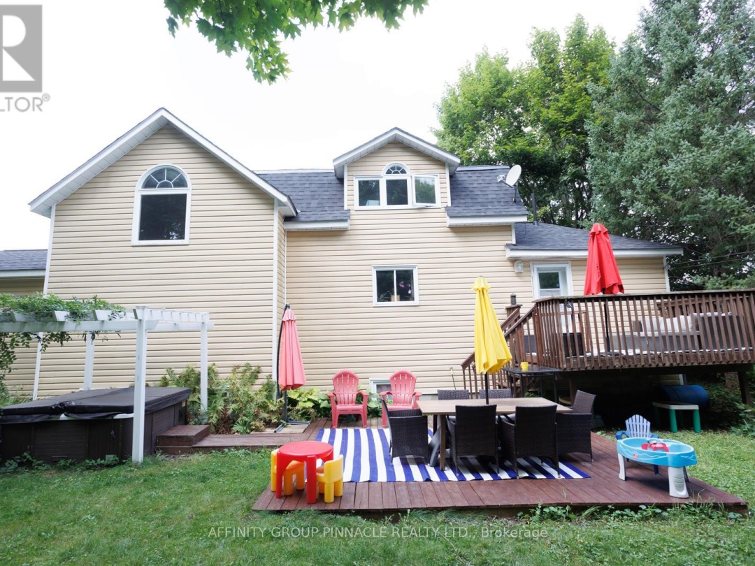 3462 MONCK ROAD, 