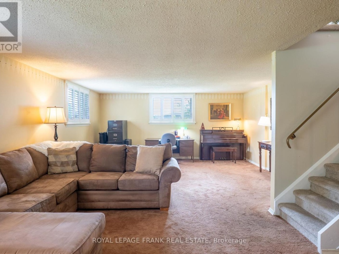 383 OLD SURREY LANE, 