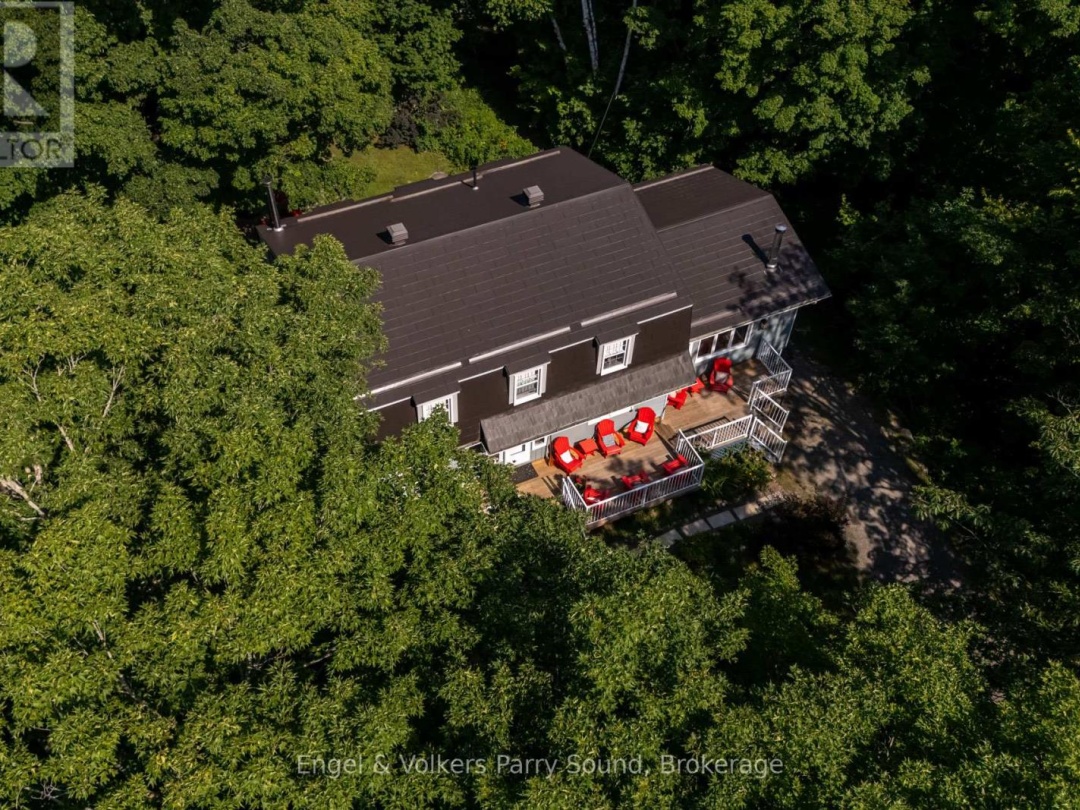 6 HARMONY LANE, 