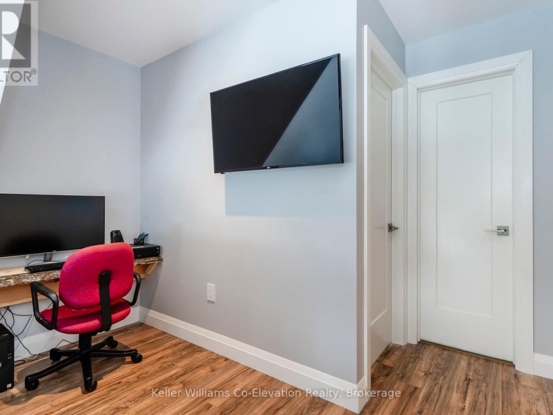 4073 Dalrymple Drive, Dalrymple-south Lake