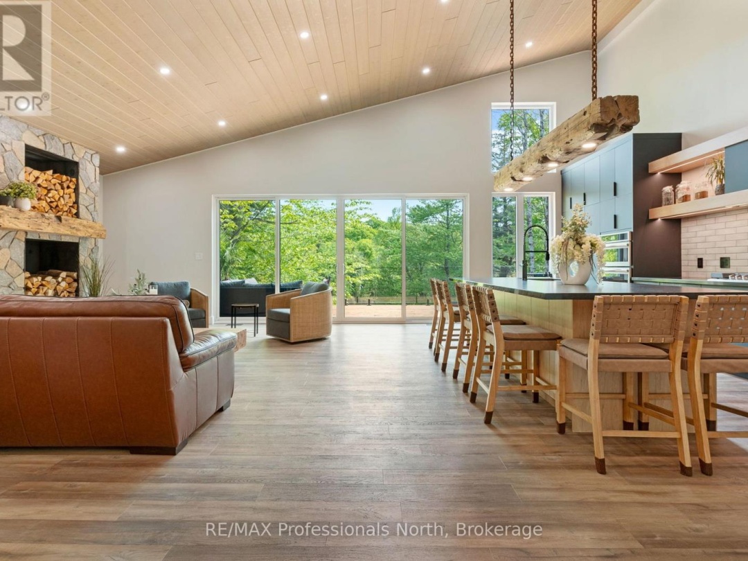 1063 Mink Road, Long Lake