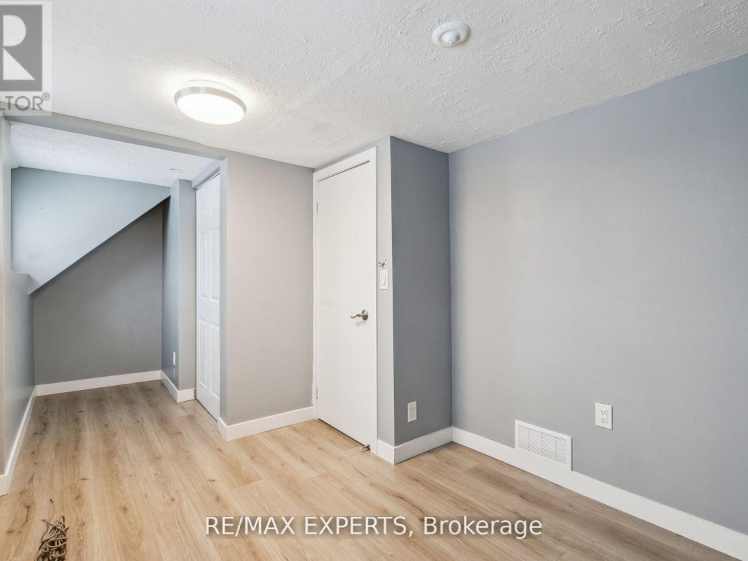 282 Gill Street, Orillia
