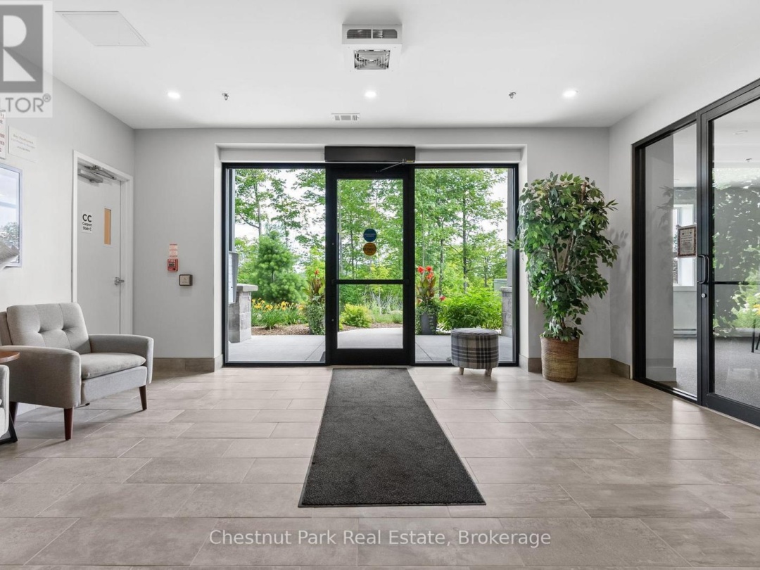 109 - 18 CAMPUS TRAIL, 