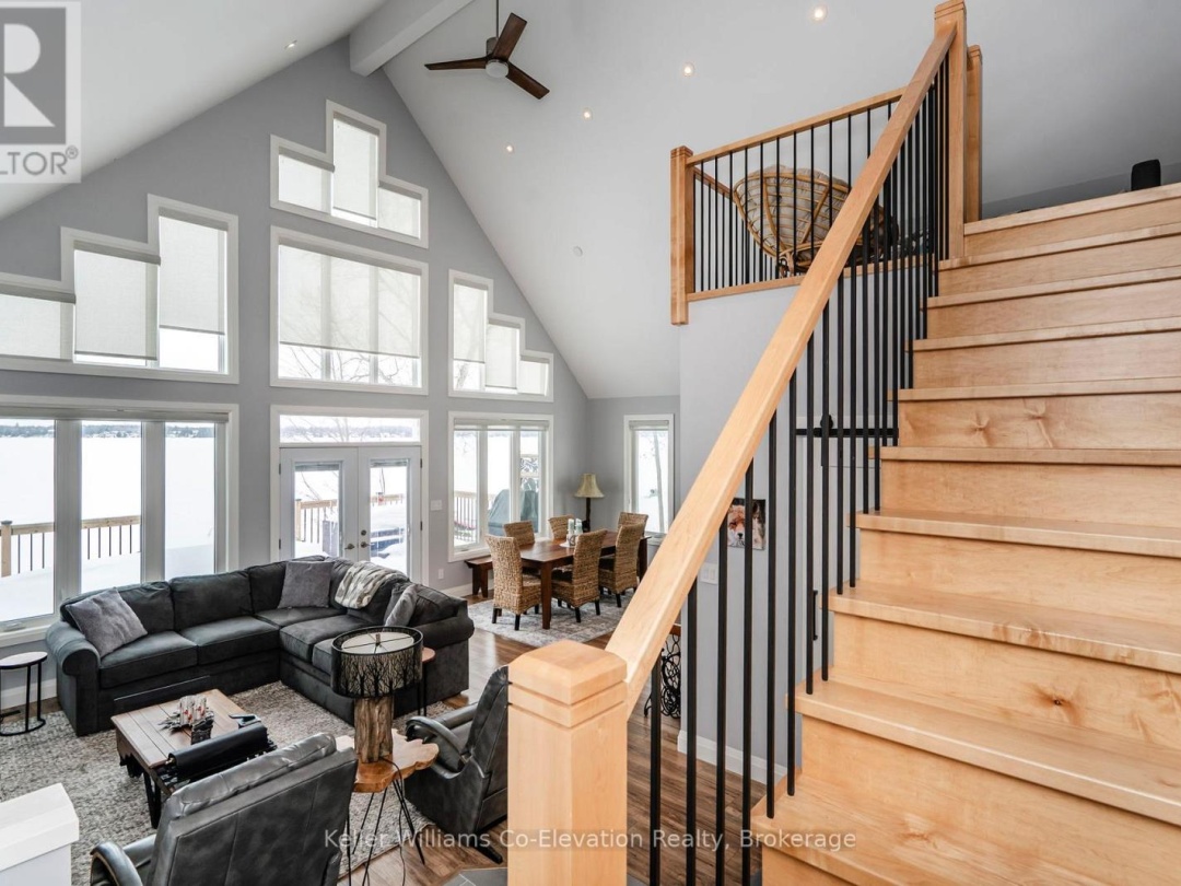 4073 Dalrymple Drive, Dalrymple-south Lake