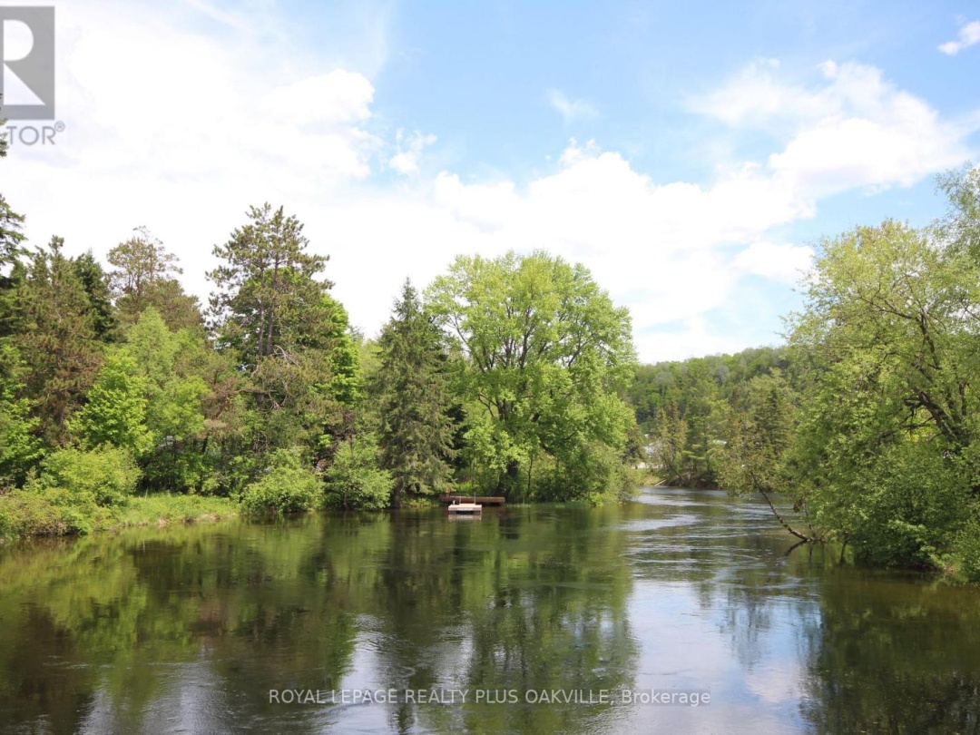 322 BOBCAYGEON ROAD, 