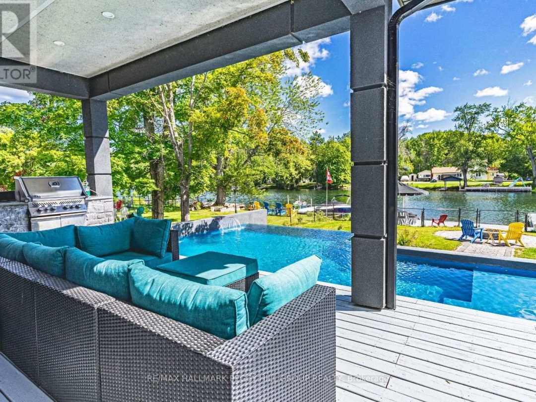 1657 PENINSULA POINT ROAD, 