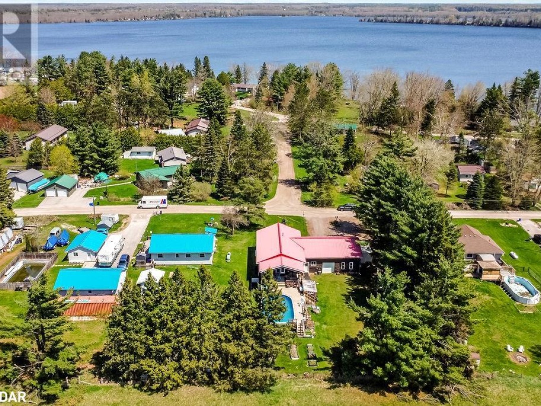 12 Fulsom Crescent, Dalrymple Lake
