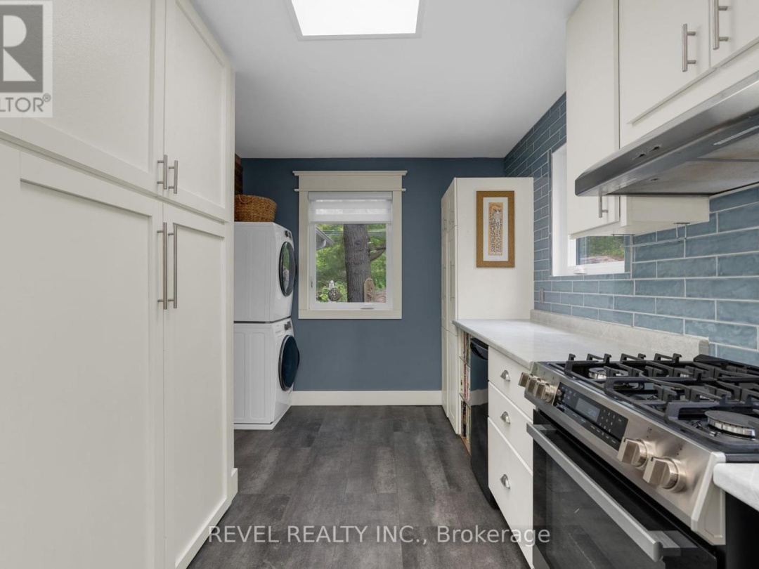 3248 MUSKOKA STREET, 