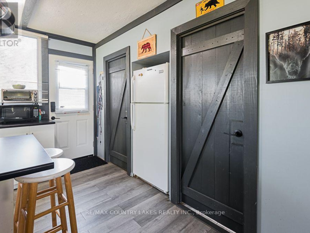 14 Hargrave Road, Mitchell Lake