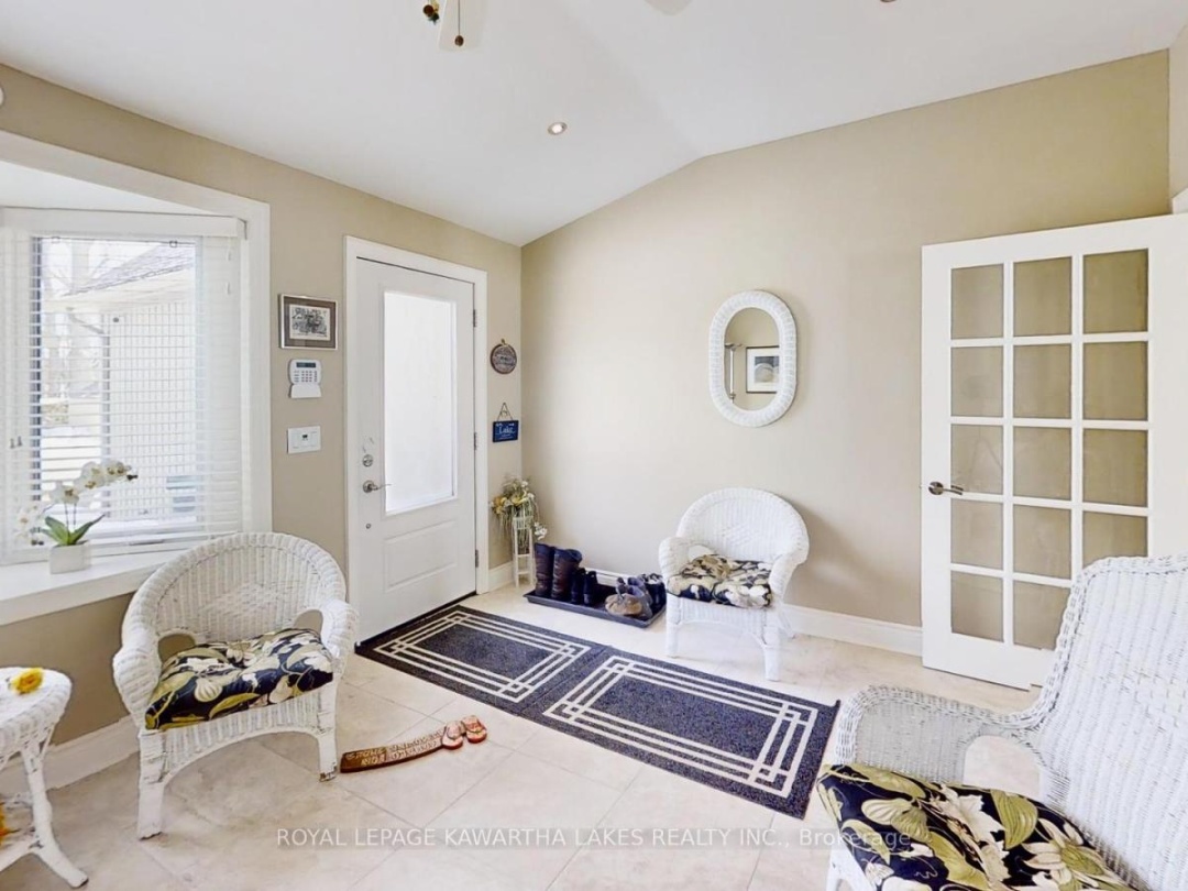 24 MCLENNANS BCH ROAD, Lake Simcoe