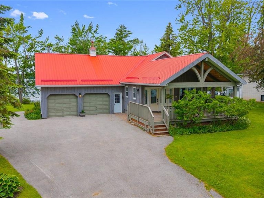 201 Avery Point Road, Dalrymple Lake