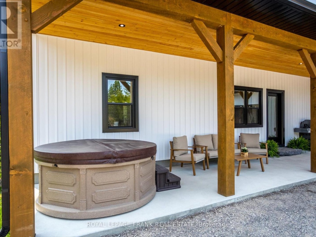 652 County Road 49, Trent Lakes