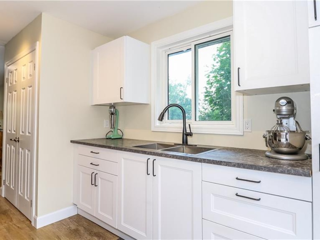 1 MARIPOSA Drive, 