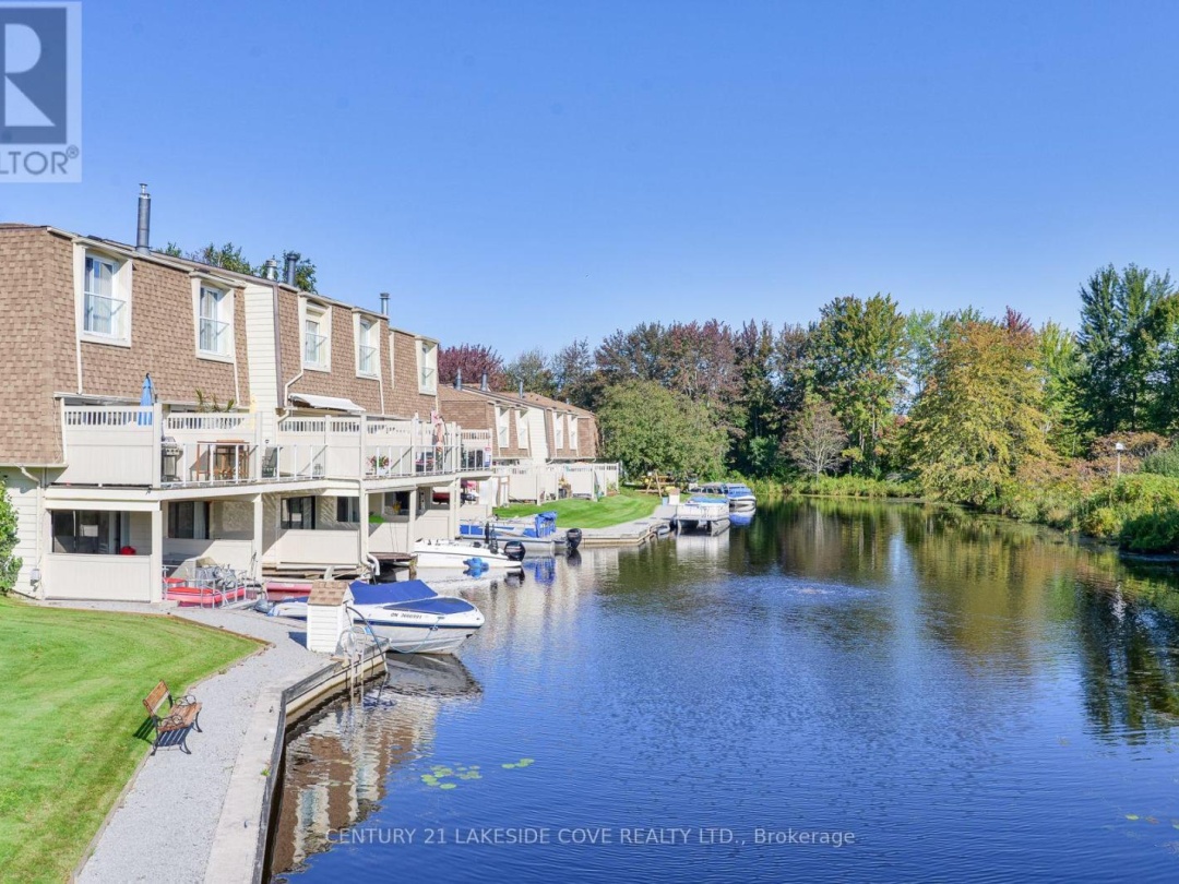 19 - 4 PARADISE BOULEVARD, 