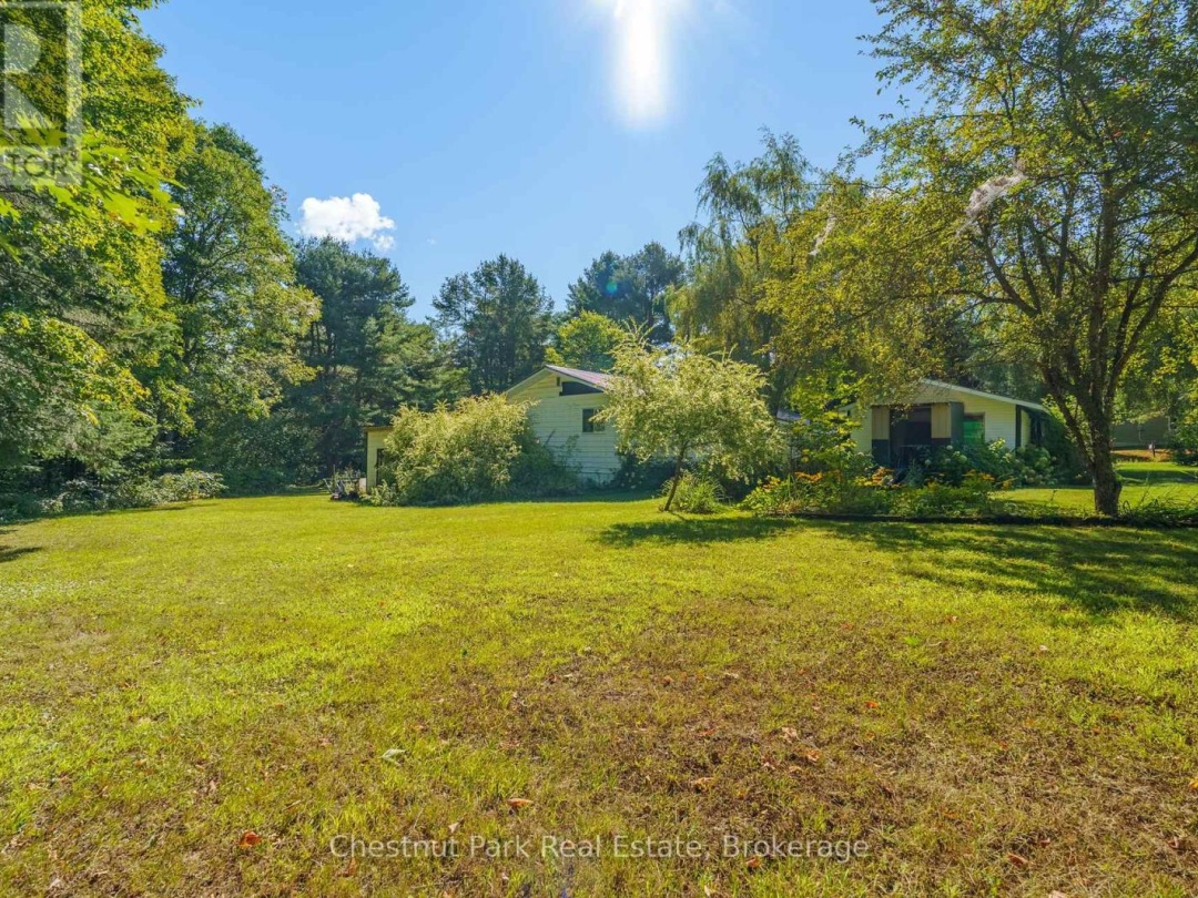 1047 NAISMITH ROAD E, 